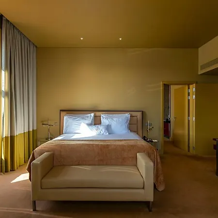 Pestana Palacio Do Freixo, & National Monument - The Leading Of The World